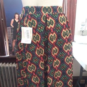 Lularoe skirt